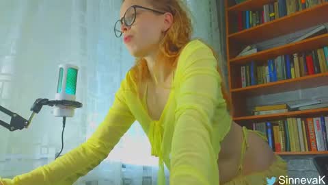 Snapshot of eva_sinn chatting on 03.03.25 Hi there i am Eva and i wish create a nice community with you so join my Ticket Show for more pleasure online show from 03.03.25