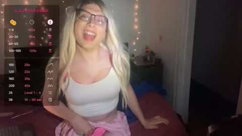 Snapshot of eva_stari chatting on 11.25.25 eva_stari online show from 11.25.25