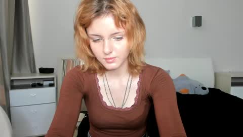Snapshot of eva_vv chatting on 05.23.26 Eva online show from 05.23.26