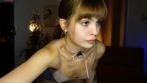 Hello my name is Eva its my first day here online show from 11.24.25