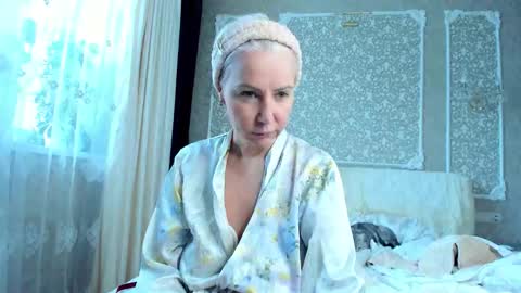 Snapshot of evaa1980 chatting on 01.06.26 Eva online show from 01.06.26