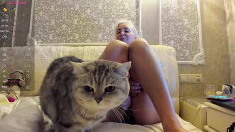 Snapshot of evaa1980 chatting on 01.11.26 Eva online show from 01.11.26