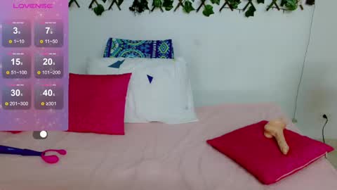 Eva   online show from 02.05.25