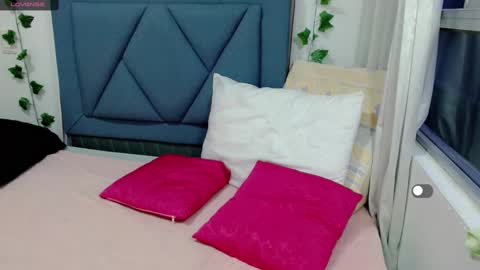 Eva   online show from 02.16.25