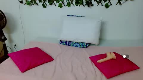 Eva   online show from 02.18.25