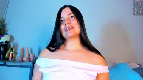  Eva Grey  online show from 04.05.26