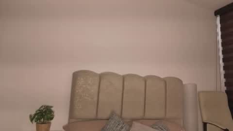 Snapshot of evaa_jonness chatting on 06.20.26 evaa_jonness online show from 06.20.26