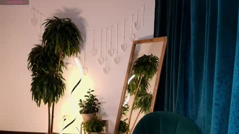 Eva  online show from 04.16.26