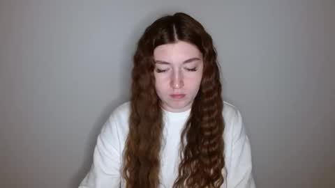 Snapshot of evachaturbatte chatting on 04.20.26 Evachaturbatte online show from 04.20.26
