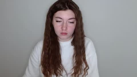 Snapshot of evachaturbatte chatting on 04.21.26 Evachaturbatte online show from 04.21.26