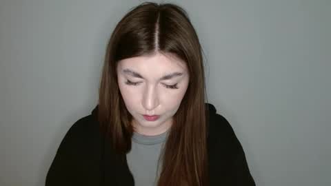Snapshot of evachaturbatte chatting on 04.25.26 Evachaturbatte online show from 04.25.26