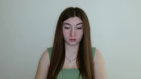 Snapshot of evachaturbatte chatting on 05.06.26 Evachaturbatte online show from 05.06.26