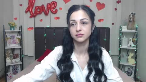 Snapshot of evaclarkk chatting on 04.19.26 EvaClarkk online show from 04.19.26