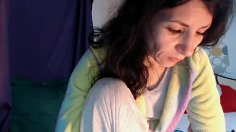 Snapshot of evacrisxxx chatting on 02.24.26 hornycrissyyourlove online show from 02.24.26