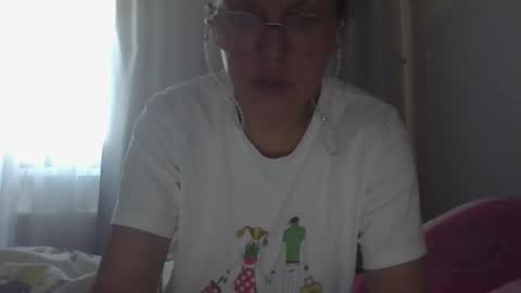 evaglad online show from 09.27.25