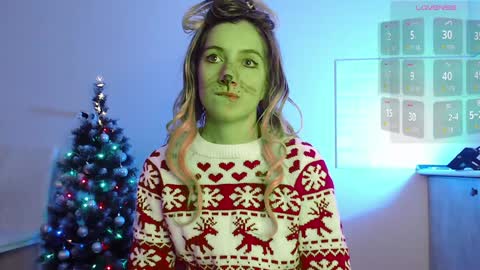 Snapshot of evahailey_ chatting on 12.25.24 Eva online show from 12.25.24