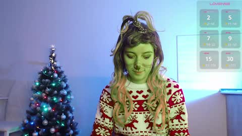 Snapshot of evahailey_ chatting on 12.26.24 Eva online show from 12.26.24