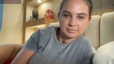 Snapshot of evahazardd chatting on 05.26.26 EvaHazard online show from 05.26.26