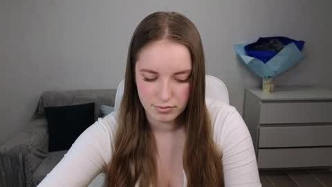 Snapshot of evajuly chatting on 01.26.25 Eva online show from 01.26.25