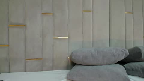 EVA online show from 10.10.25