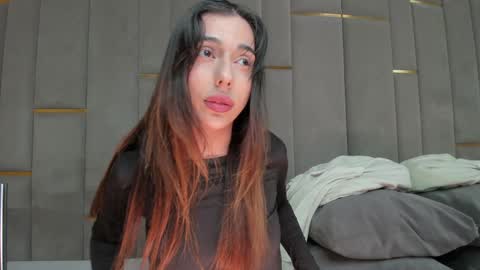 EVA online show from 12.22.25