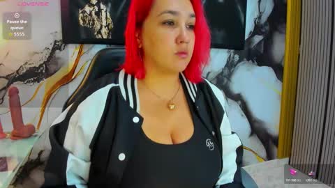 Snapshot of evamilff_ chatting on 02.02.26 Eva online show from 02.02.26