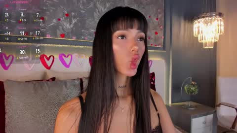 Eva Moretti online show from 02.16.25