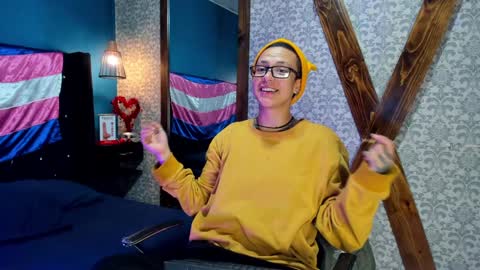 Snapshot of evan_smitt chatting on 12.06.24 Evan Smitt online show from 12.06.24