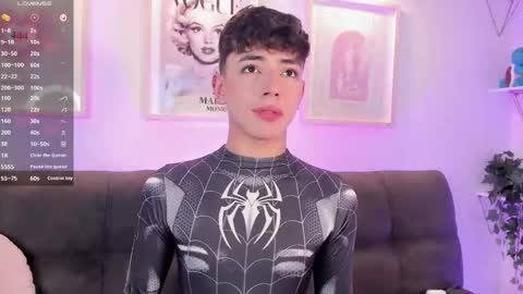 Snapshot of evan_voss chatting on 09.24.25 Evan voss help me get 200 likesindependent model online show from 09.24.25