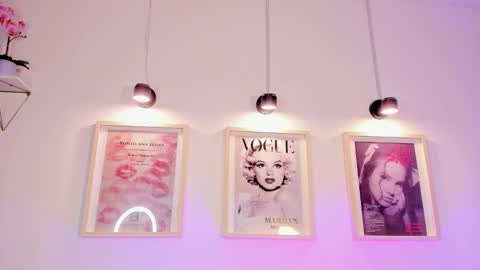 Evan voss  help me get 200 likesindependent model online show from 11.21.25