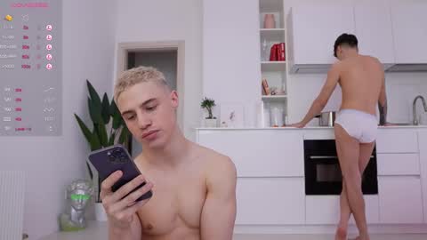 evan_white_ online show from 02.12.25