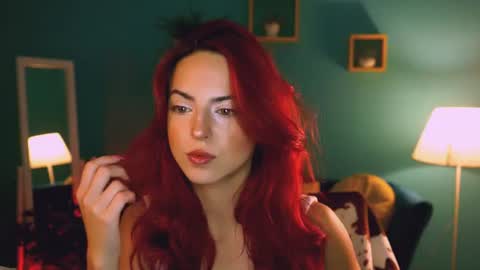 Snapshot of evanellson chatting on 07.21.26 Eva online show from 07.21.26