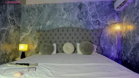 EVA online show from 04.04.26