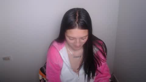 eva  online show from 05.18.26