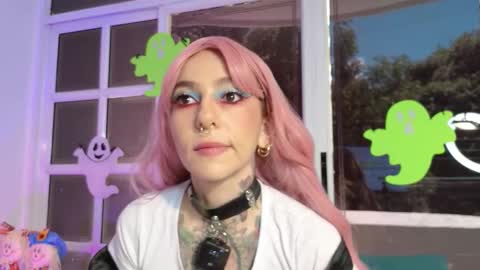 Evangelyne online show from 10.26.25