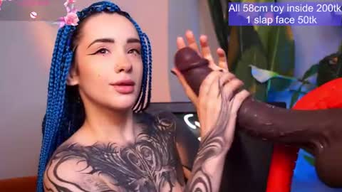 Snapshot of evarabbit chatting on 06.24.26 Eva online show from 06.24.26