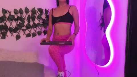 Snapshot of evaritz__ chatting on 02.02.26 EVARITZ online show from 02.02.26