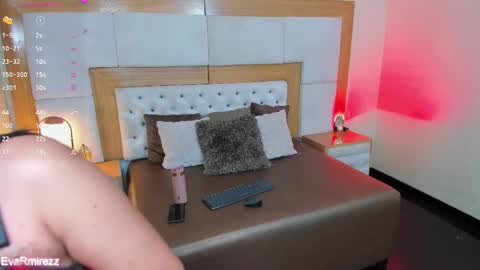 Snapshot of evarmirezz chatting on 03.23.26 Eva Rmirezz online show from 03.23.26