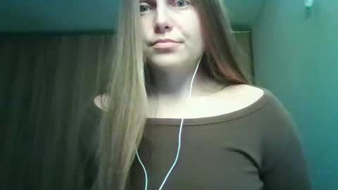 evasapples2026 online show from 03.27.26