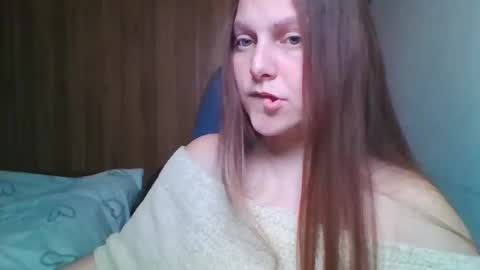 Snapshot of evasapples2026 chatting on 05.15.26 evasapples2026 online show from 05.15.26