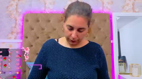 Snapshot of evasinclairr chatting on 04.20.26 evasinclairr online show from 04.20.26