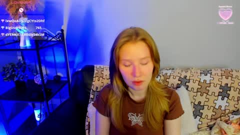 Snapshot of evastevs chatting on 12.29.24 Eva online show from 12.29.24