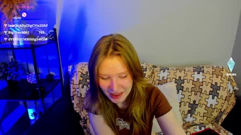Snapshot of evastevs chatting on 12.29.24 Eva online show from 12.29.24