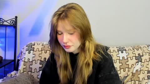 Snapshot of evastevs chatting on 01.18.25 Eva online show from 01.18.25