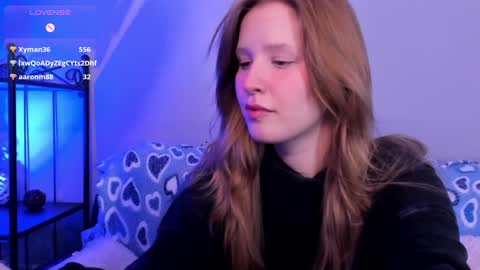 Snapshot of evastevs chatting on 01.26.25 Eva online show from 01.26.25