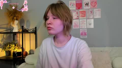 Snapshot of evastevs chatting on 03.09.25 Eva online show from 03.09.25