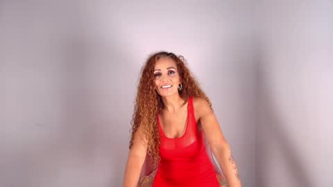 Snapshot of evasweet__ chatting on 02.02.25 EVA LUNA online show from 02.02.25