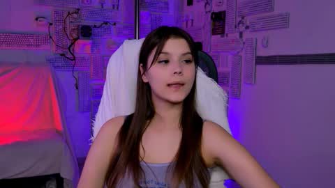 Snapshot of evathopson chatting on 02.12.26 Eva next stream - - 1600 UTC2000 online show from 02.12.26