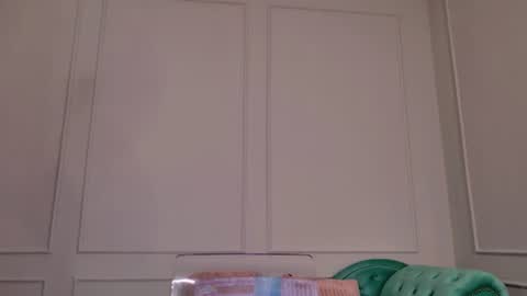 Snapshot of evathornxx chatting on 06.15.26 Eva online show from 06.15.26