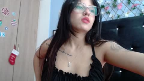 Snapshot of evatits_1 chatting on 01.09.25 Eva Carter online show from 01.09.25